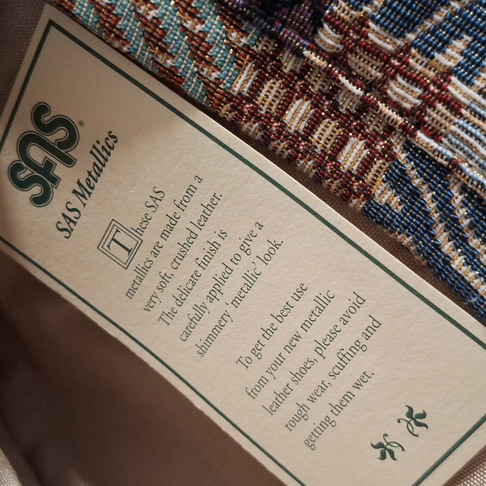 SAS Multicolor Patchwork Shoulder Bag - Picture 16 of 16